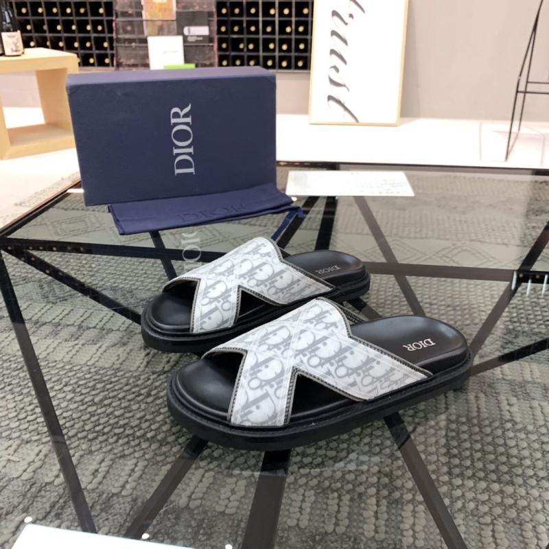 ch**an D*or slippers